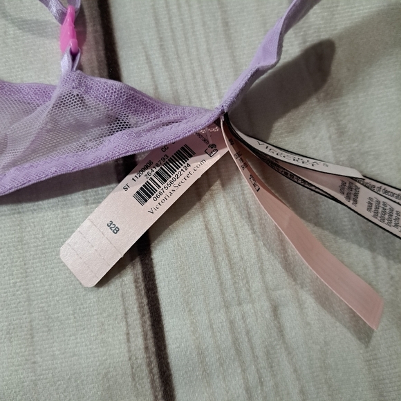 NWT Victoria's Secret 32B Bra - Picture 5 of 6